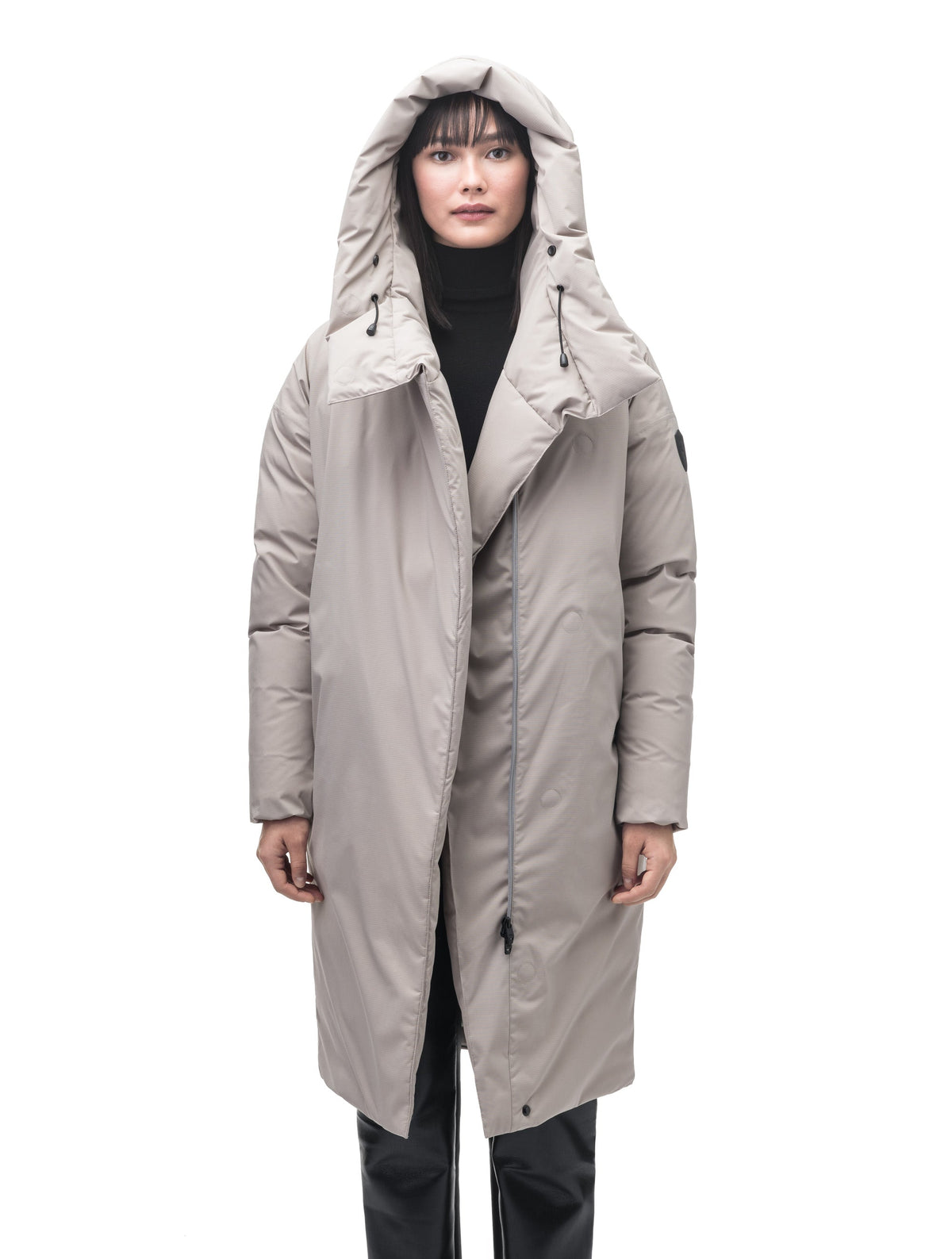 Axis Women's Oversized Coat – Nobis